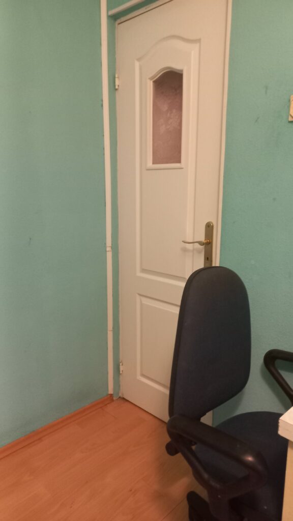 Сдам комнату девушке