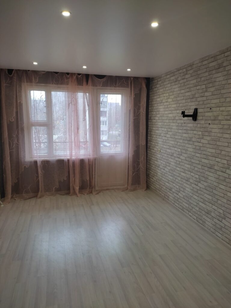 Сдаётся трёхкомнатная квартира