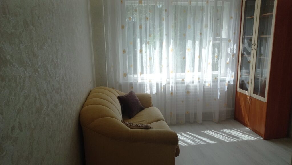 Сдам 2х-комнатную квартиру. На длительный срок.