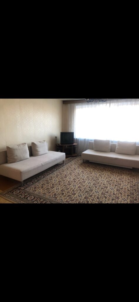 Сдам трехкомнатную квартиру на длительный срок