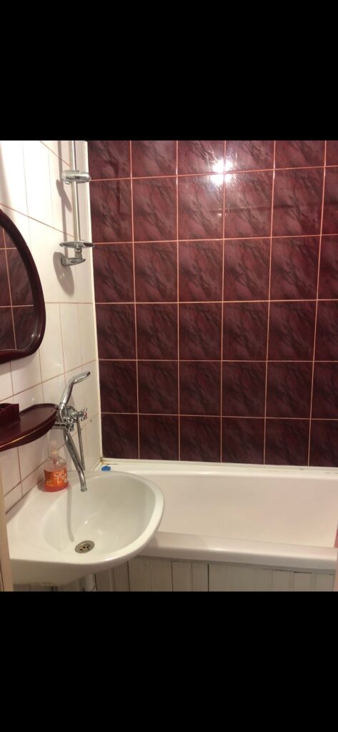 Сдам трехкомнатную квартиру на длительный срок