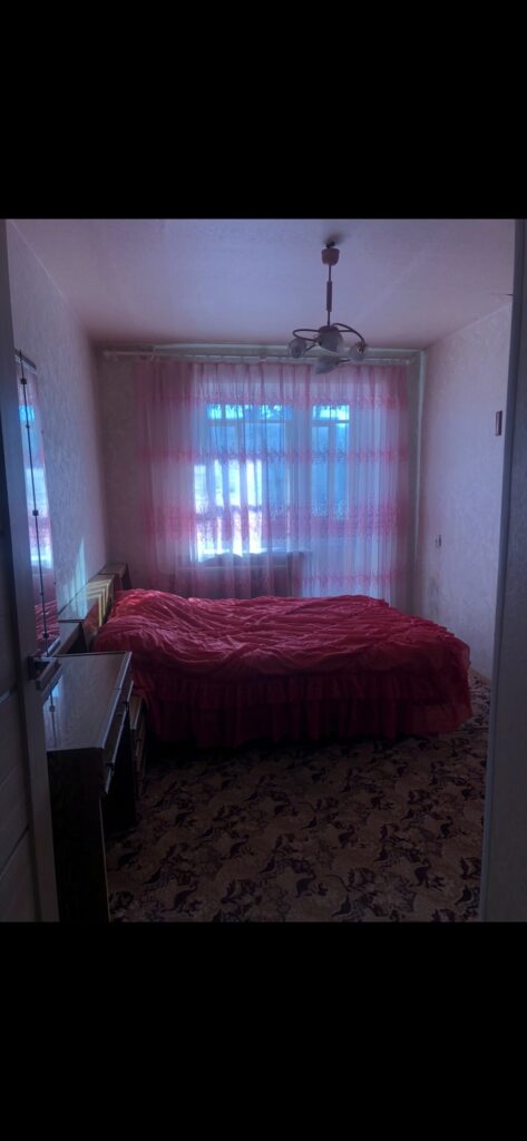 Сдам трехкомнатную квартиру на длительный срок