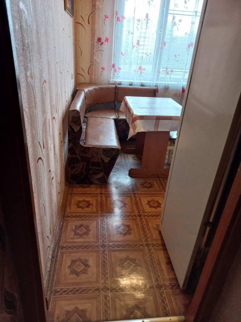 Сдам 2 комнатную квартиру на длительный срок