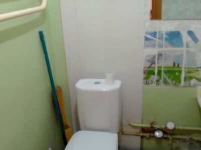 Продаётся однакомнатная квартира малосемейного типа.